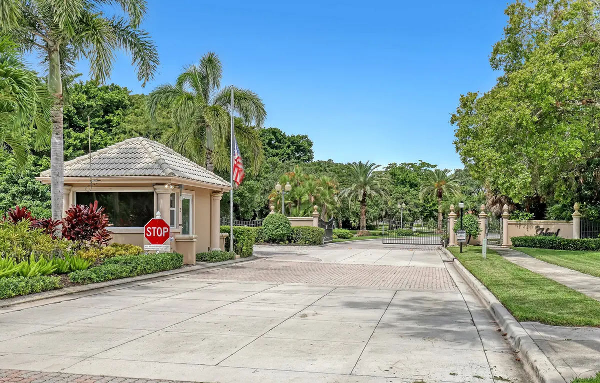 24/7 Double Guarded-The Island of PGA at 23 Windward Isle, Palm Beach Gardens