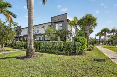 765 NW 84TH Terrace, Plantation – Townhouse for sale