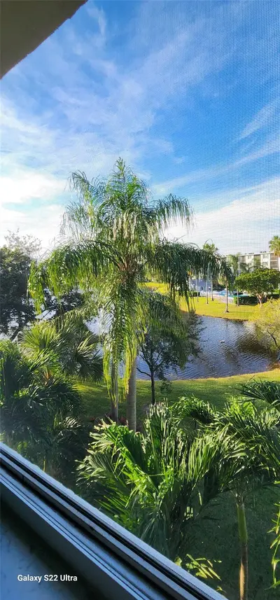 2104 S Cypress Bend Drive 406, Pompano Beach – Condominium for rent