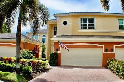 2384 SW ISLAND CREEK Trail, Palm City – Townhouse for sale