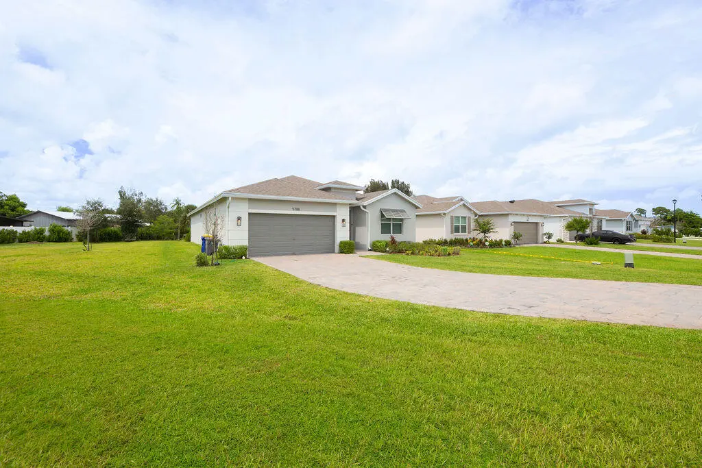 Image3 at 5788 SE SKYBLUE Circle, Stuart