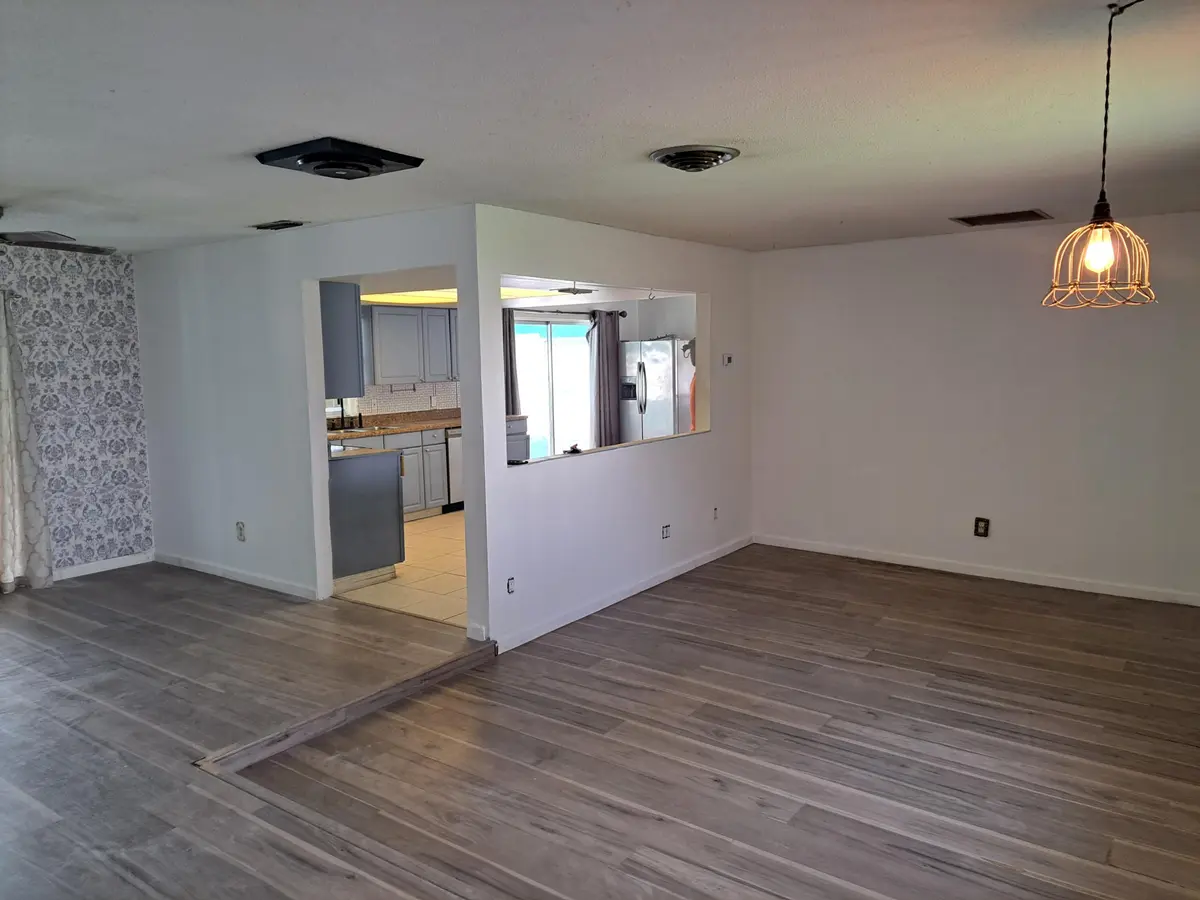 c3 at 115 SE Camino Street, Port St. Lucie