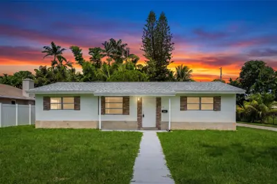 210 NE 5TH Avenue, Dania Beach – Single Family Residence for sale