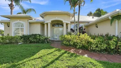 1863 SE Bowie Street, Port St. Lucie – sold