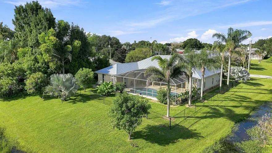 1863 SE Bowie Street, Port St. Lucie, FL – photo 2