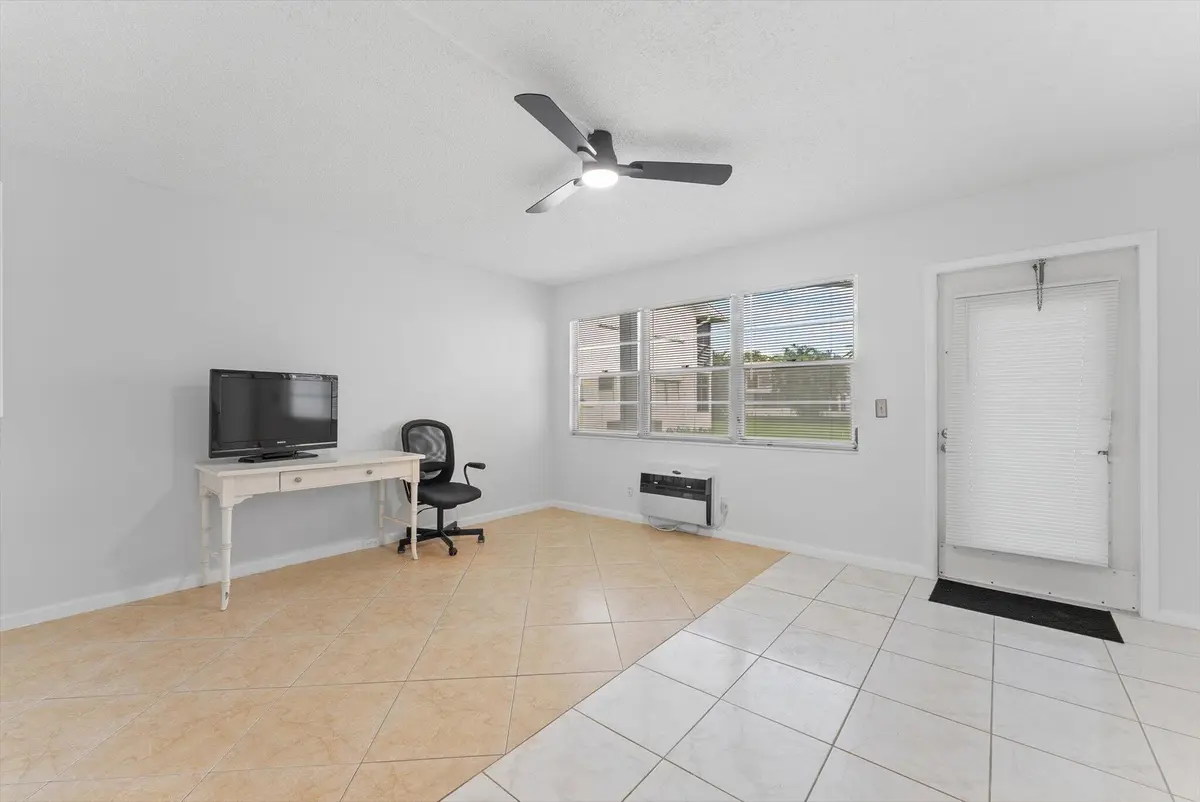 11-11 at 398 Tilford, Deerfield Beach