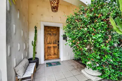 4311 GARDEN Avenue, West Palm Beach – Single Family Residence for rent