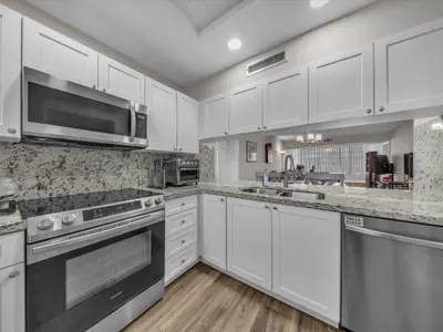 1701 Whitehall Drive 302, Davie – Condominium for sale