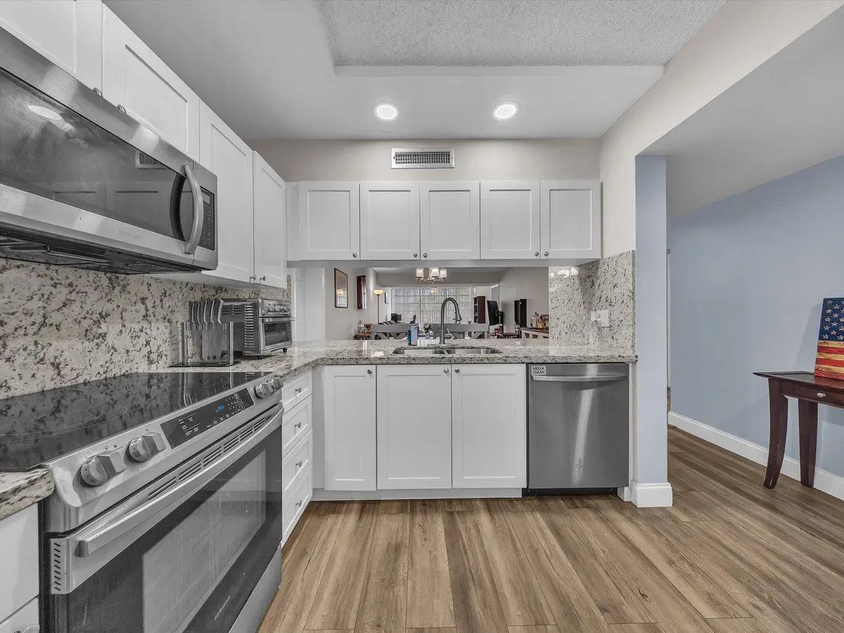 06-DSC6518 at 1701 Whitehall Drive 302, Davie