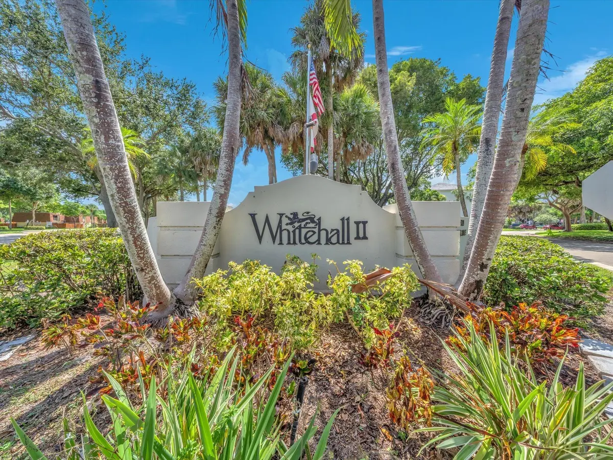 27-DSC6552 at 1701 Whitehall Drive 302, Davie