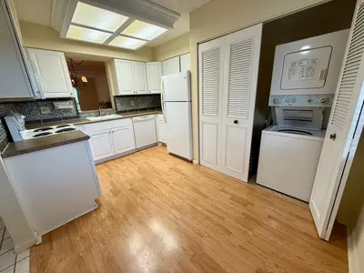2212 S CYPRESS BEND Drive 303, Pompano Beach – Condominium for sale