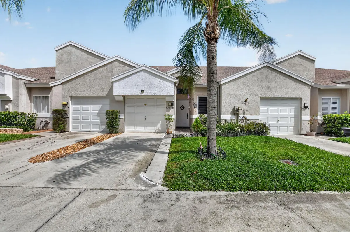 Front of House at 9219 Vineland Court D, Boca Raton