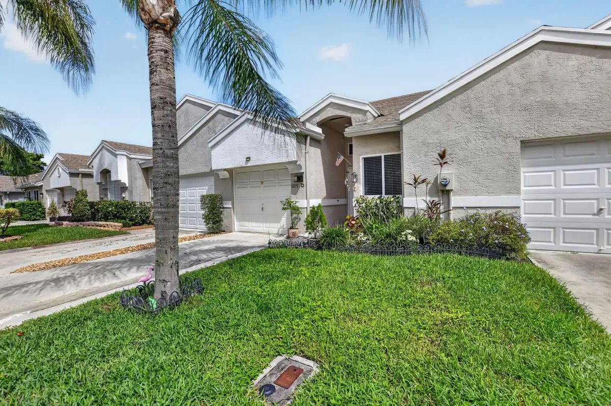 Exterior at 9219 Vineland Court D, Boca Raton