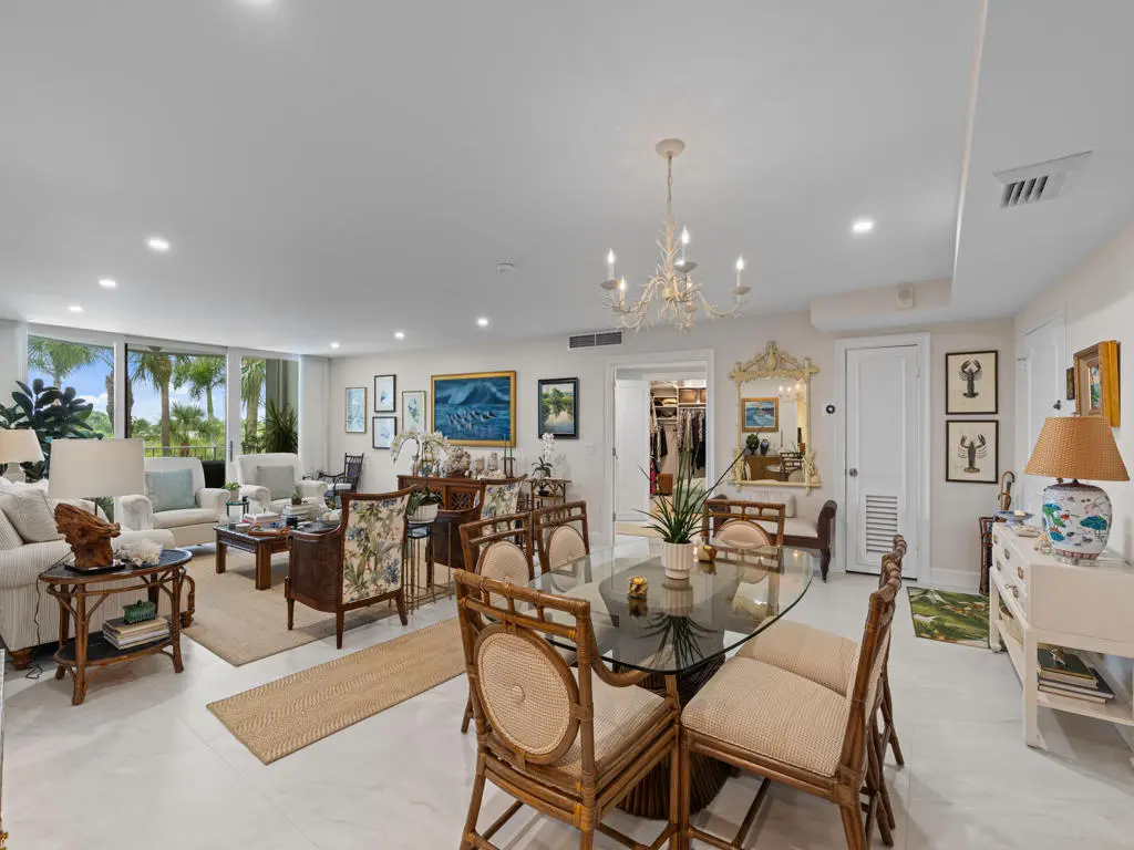DSC07324.jpg-FULL at 2295 S Ocean Boulevard 314, Palm Beach