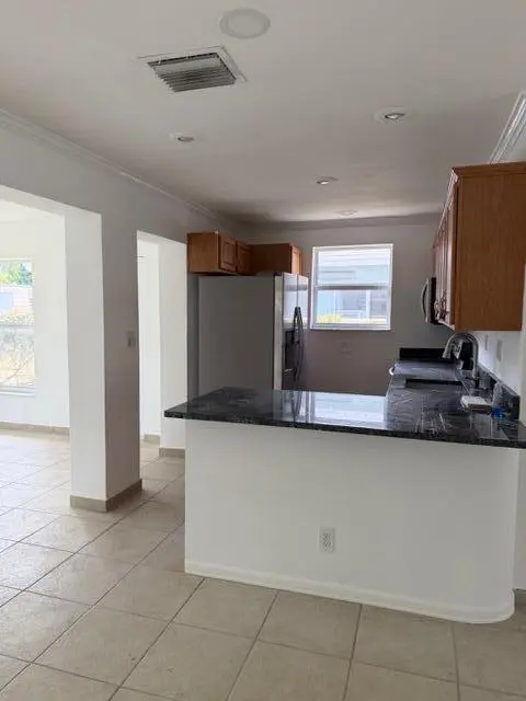 IMG_0826 at 1130 NE 4TH Street, Pompano Beach