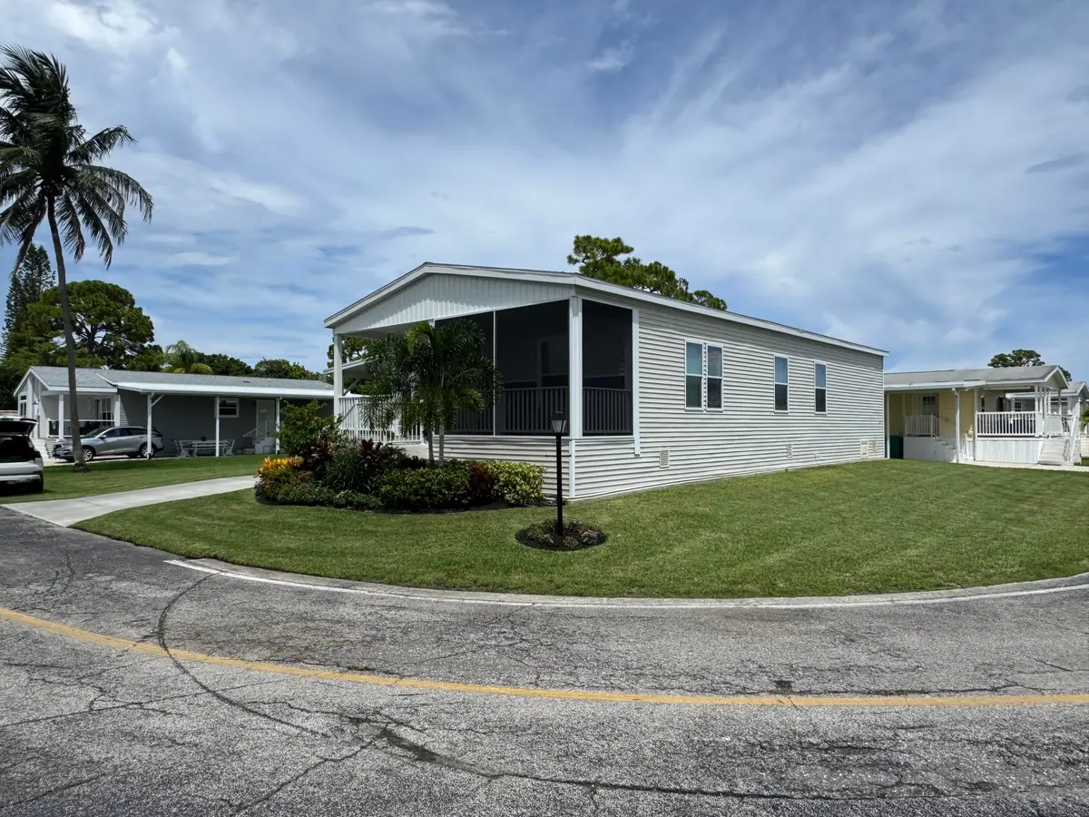 IMG_8891 at 4477 Lady Beverlee Court, Boynton Beach