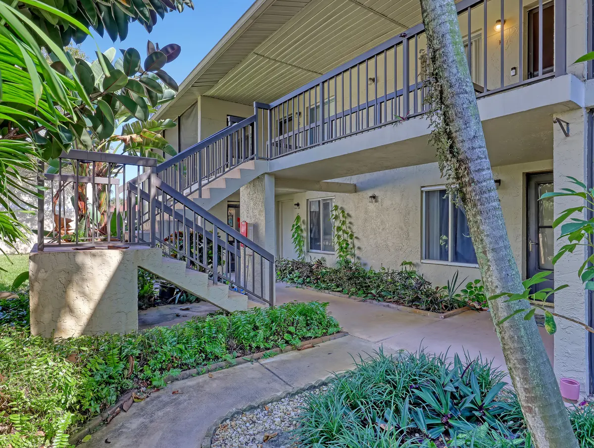 6552 Chasewood (7) at 6552 Chasewood Drive H, Jupiter