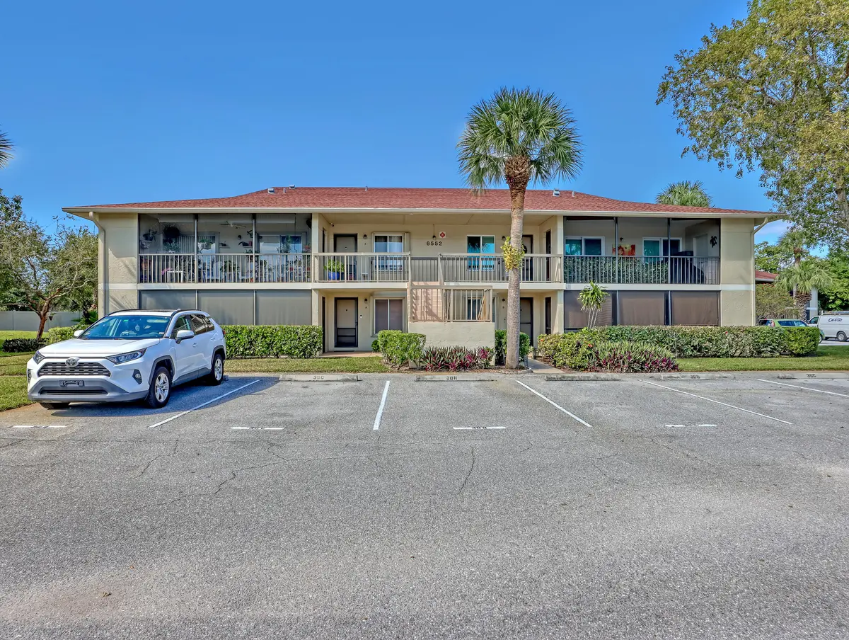 6552 Chasewood (2) at 6552 Chasewood Drive H, Jupiter
