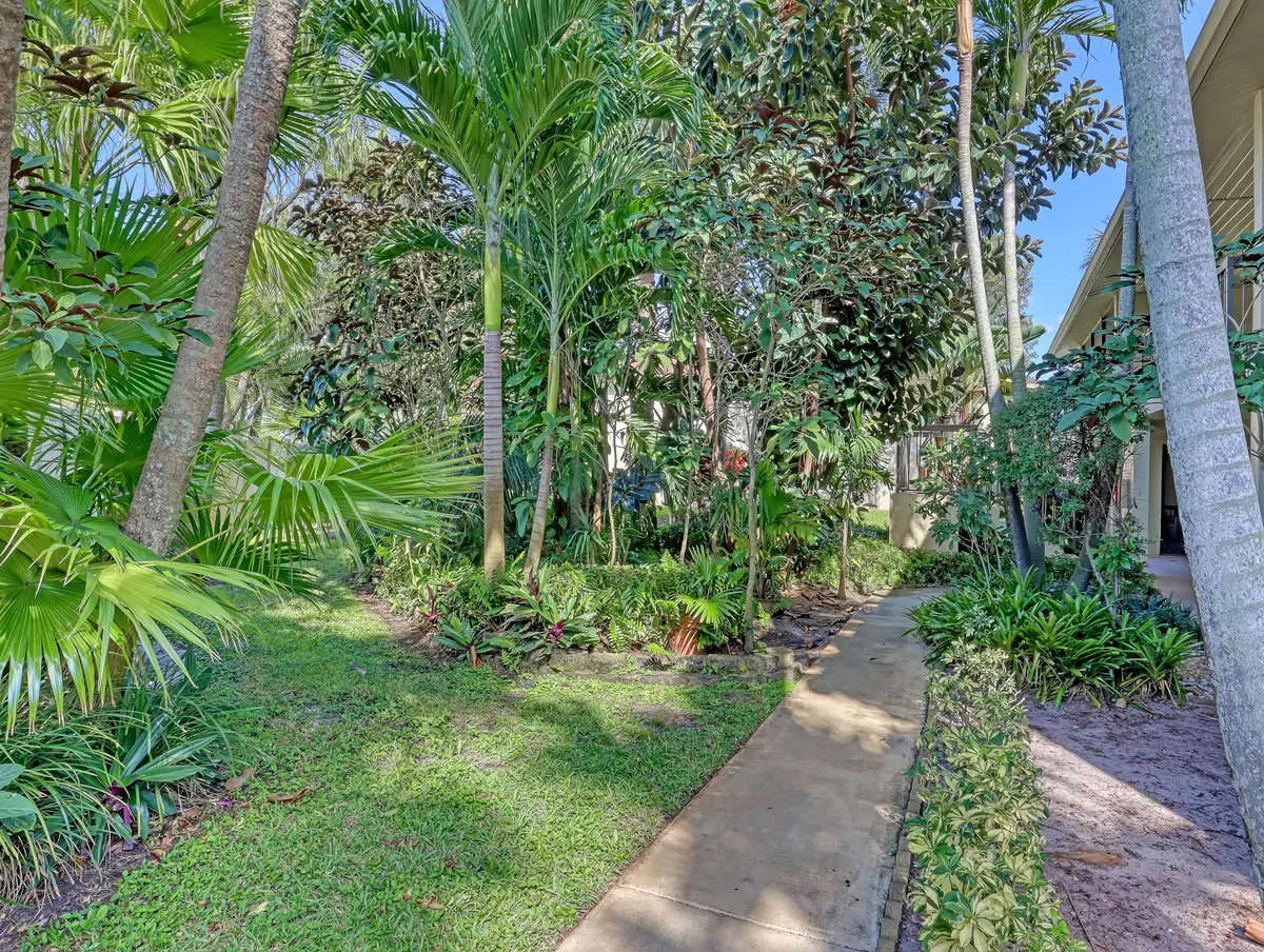 6552 Chasewood (6) at 6552 Chasewood Drive H, Jupiter