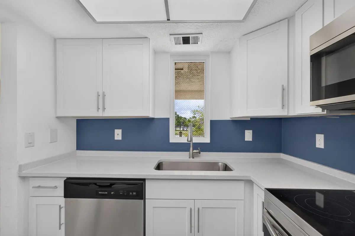 Kitchen Photo #1 at 1536 SE Royal Green Circle 201, Port St. Lucie