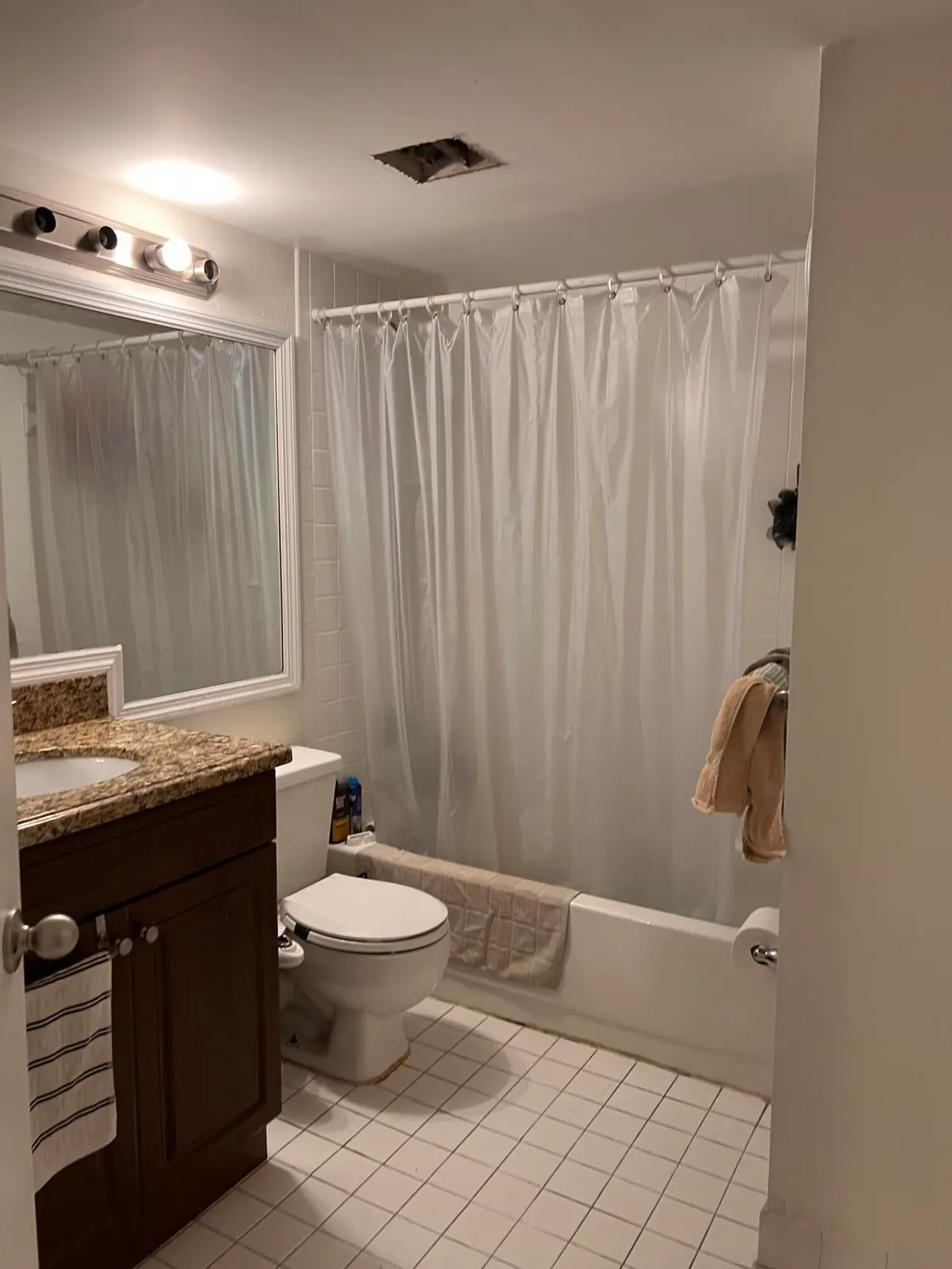 Bath at 1103 Glenmoor Drive, West Palm Beach