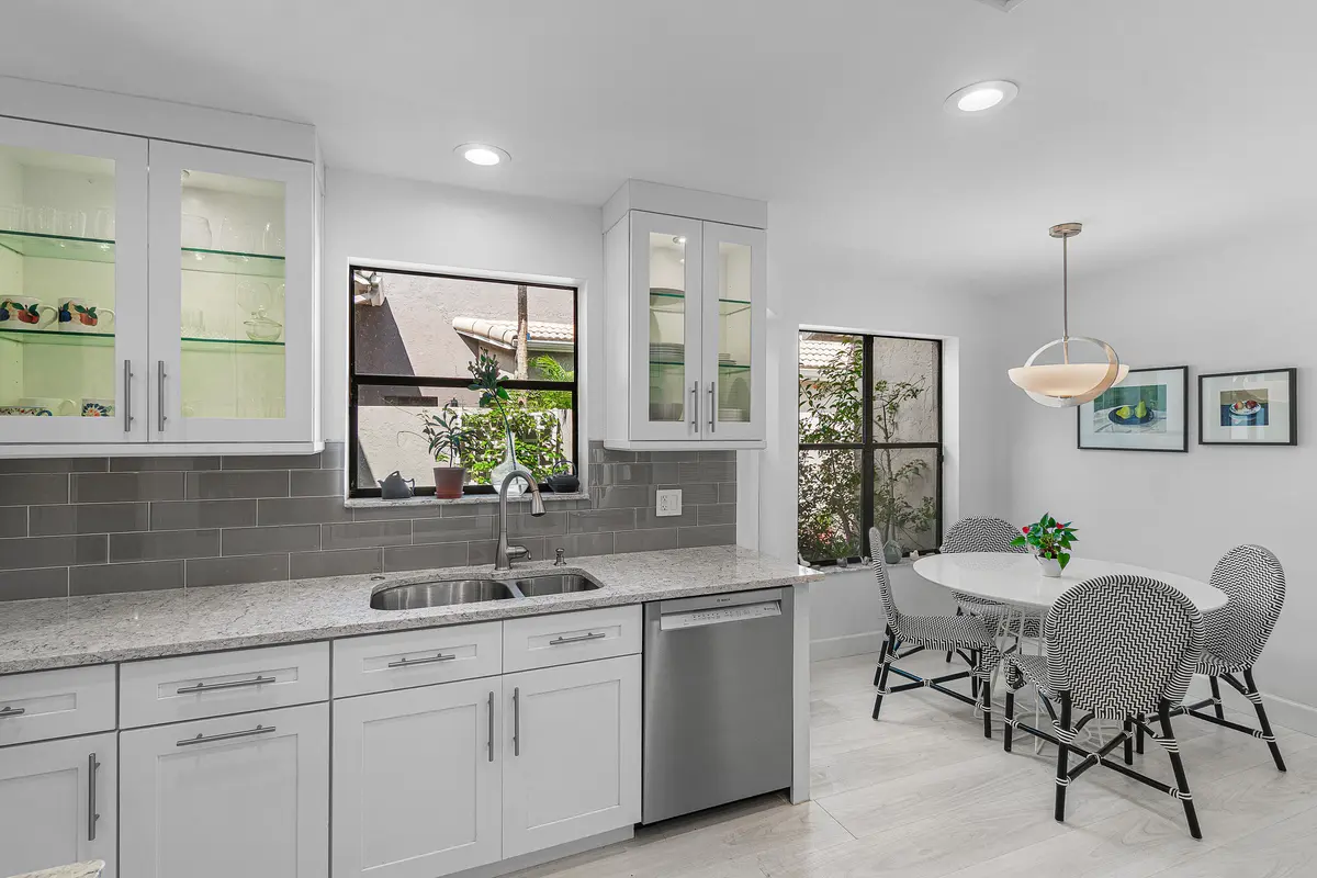 Gourmet Kitchen and Eat In space at 5315 Monterey Circle D, Delray Beach
