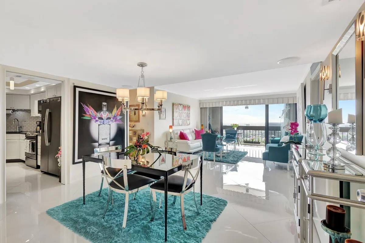 LIVING ROOM at 2000 Presidential Way PH5, West Palm Beach
