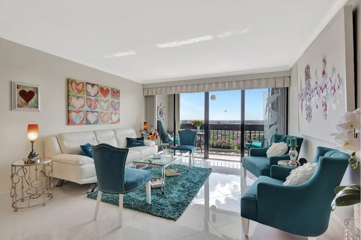 LIVING ROOM at 2000 Presidential Way PH5, West Palm Beach