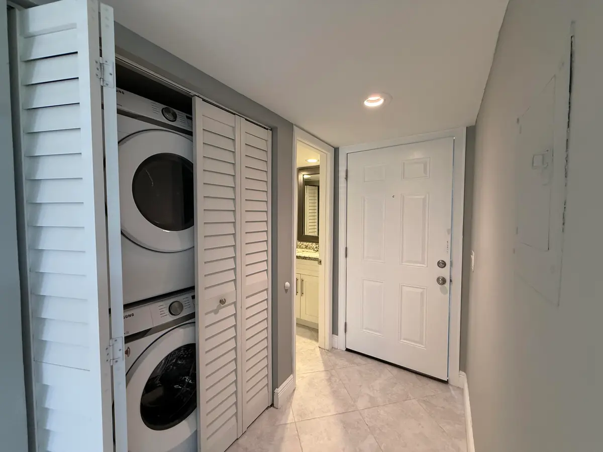 WASHER DRYER at 482 PIEDMONT K, Delray Beach