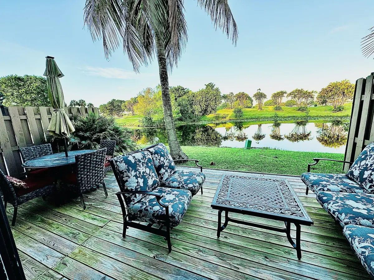 Photo 4 at 2121 SW 82ND Avenue, Davie