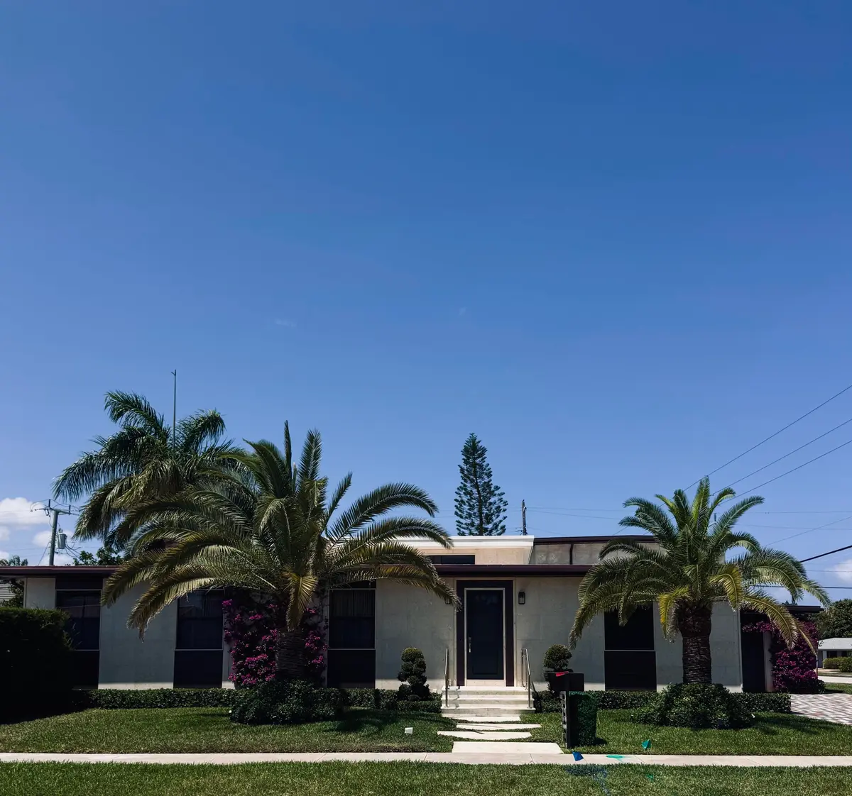 Street view at 301 Palmetto Street, West Palm Beach