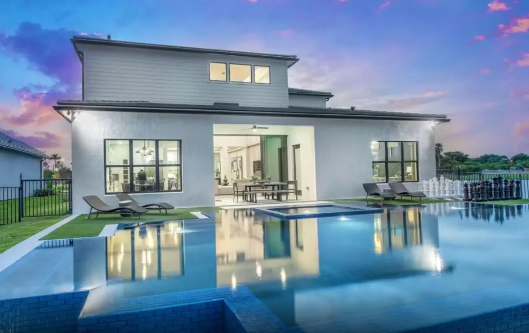 Pool at 4968 Caladium Way Livingston 4, Davie