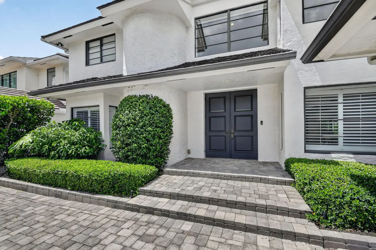 Entrance at 2881 Polo Island Drive, Wellington
