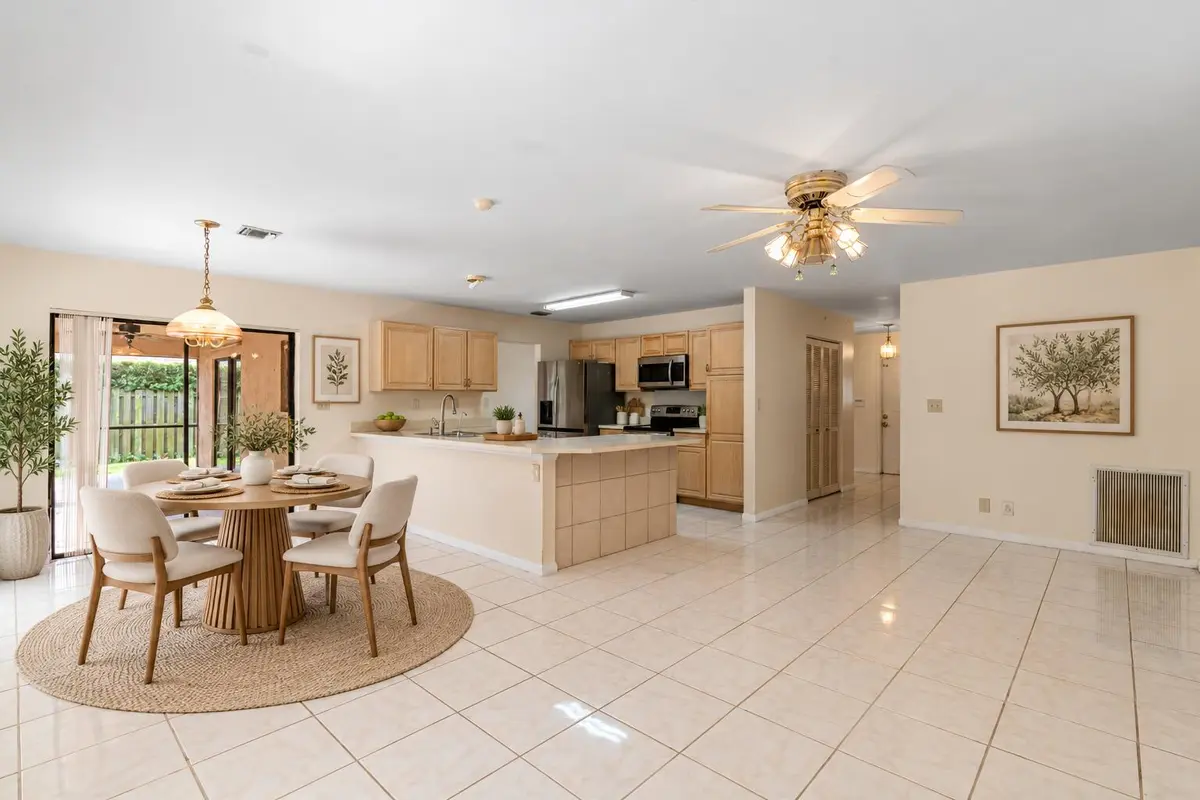 Kitchen at 2652 Yarmouth Drive, Wellington