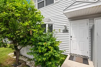 1843 NE 15TH Avenue, Fort Lauderdale – Townhouse for rent