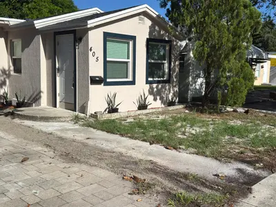 405 N E Street, Lake Worth – Single Family Residence for sale