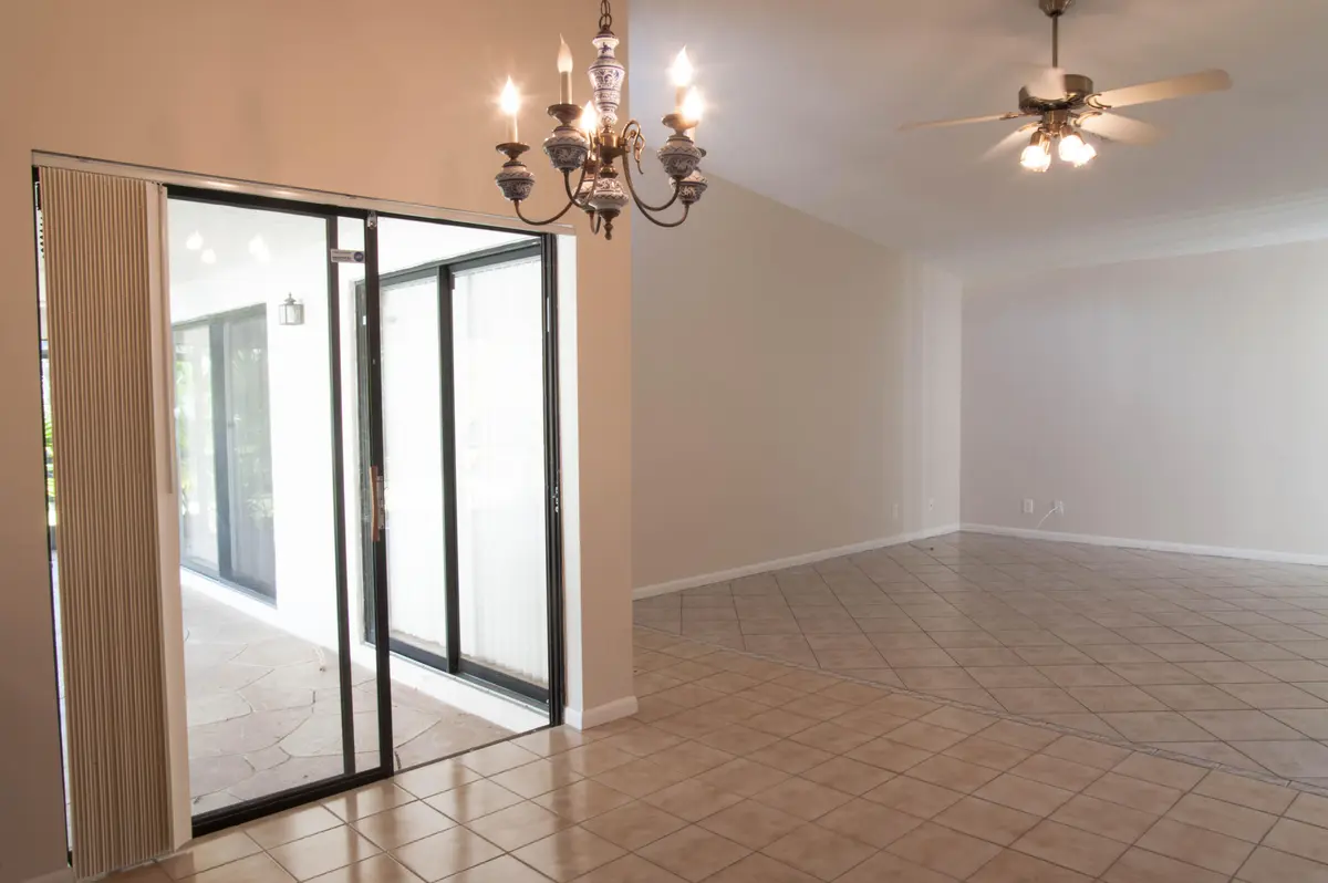 DSC_1588 at 8963 Old Pine Way 21, Boca Raton
