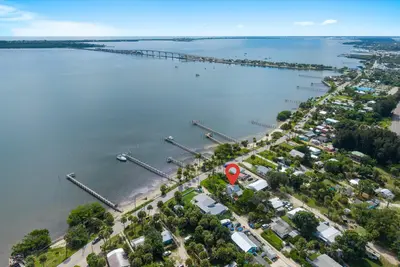 4360 NE INDIAN RIVER Drive, Jensen Beach – Single Family Residence for rent