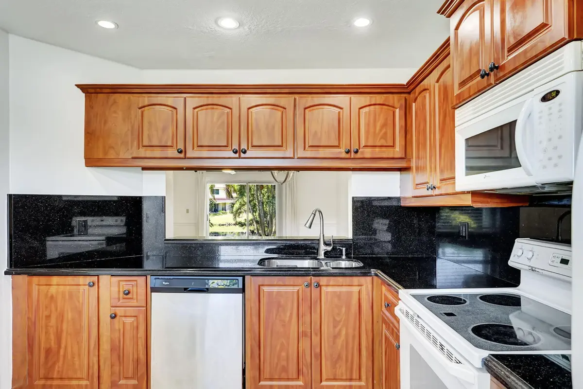 Kitchen at 6372 BOCA Circle, Boca Raton