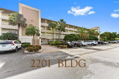 2201 Lucaya Bend Apt k1, Coconut Creek – Condominium for rent