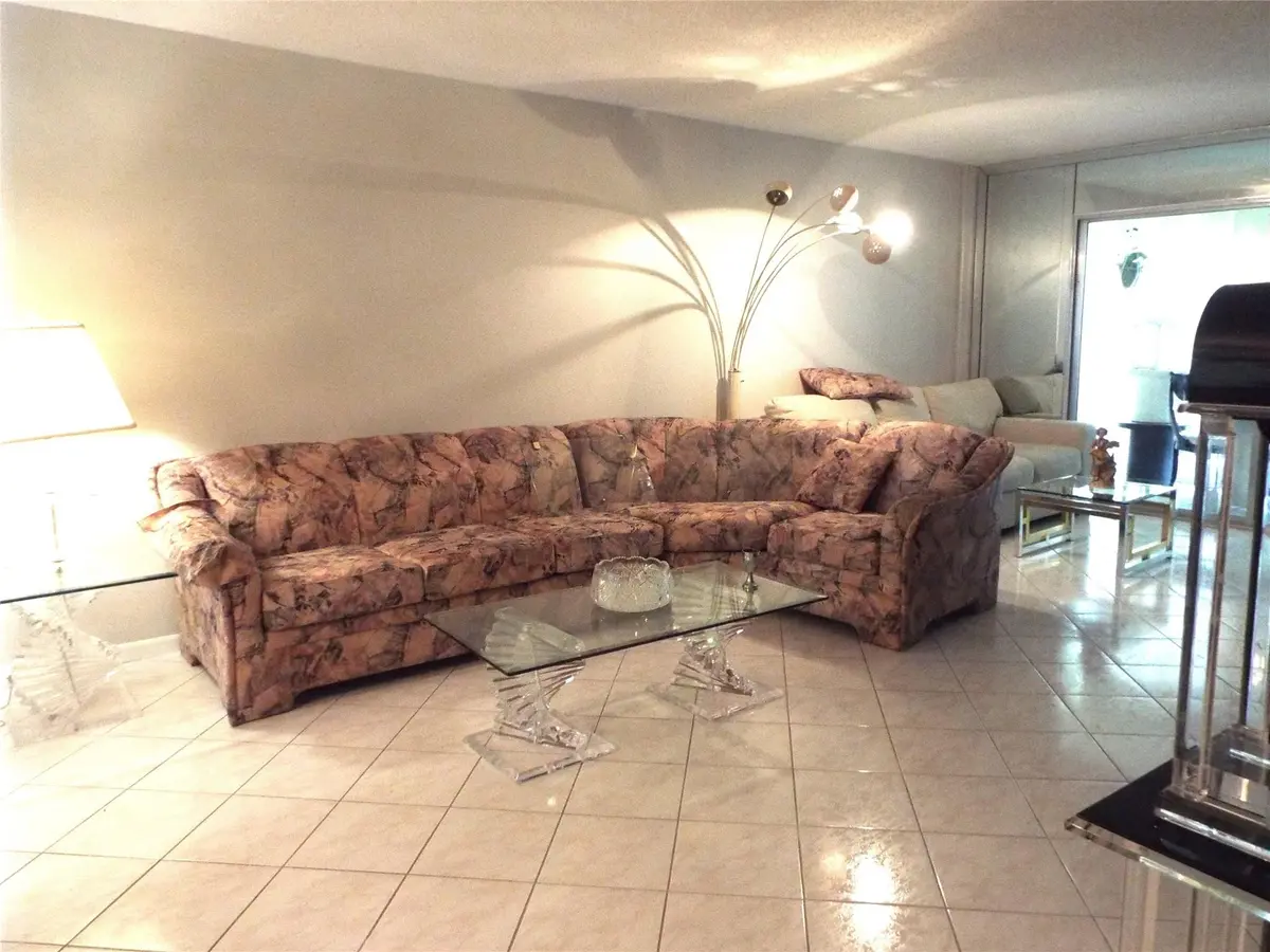 Photo 5 at 2201 Lucaya Bend Apt k1, Coconut Creek