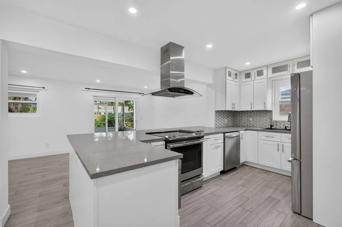 Kitchen 1 at 502 Circle, Jupiter