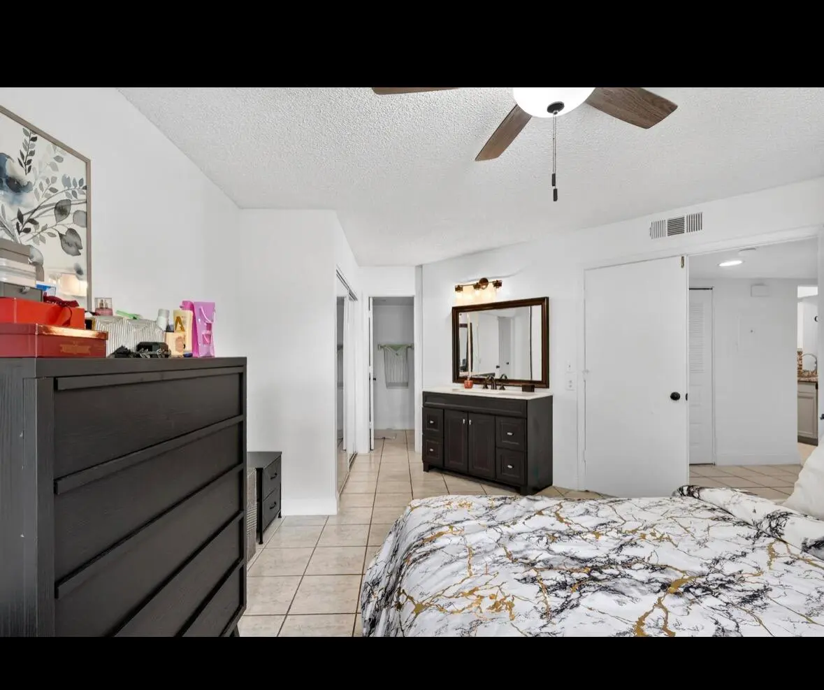 20260630_151642000_iOS at 1548 SE ROYAL GREEN Circle 206, Port St. Lucie