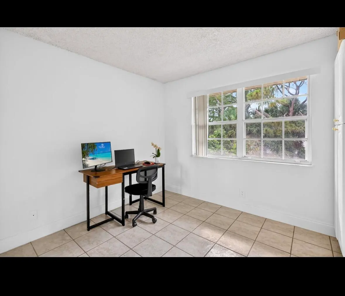 20260630_151616000_iOS at 1548 SE ROYAL GREEN Circle 206, Port St. Lucie