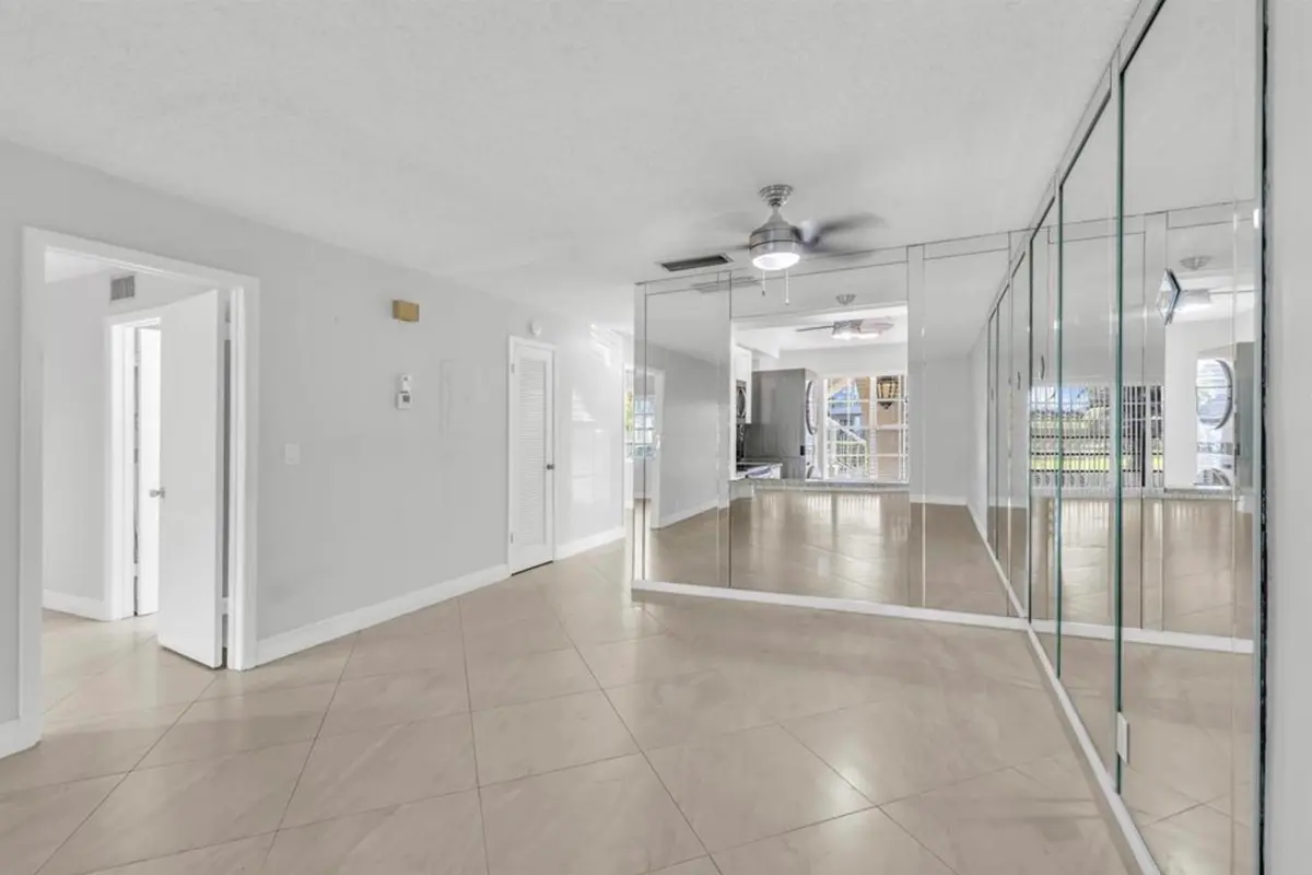 Image 9-6-26 at 2.58PM at 13950 VIA FLORA B, Delray Beach