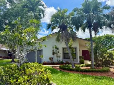 8963 Old Pine Way 21, Boca Raton – Single Family Residence for rent
