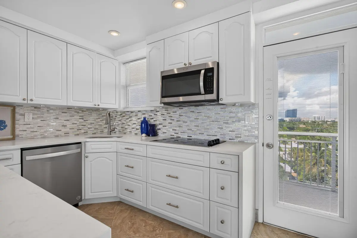 1920 S OCEAN Drive 708, Fort Lauderdale, FL – photo 2