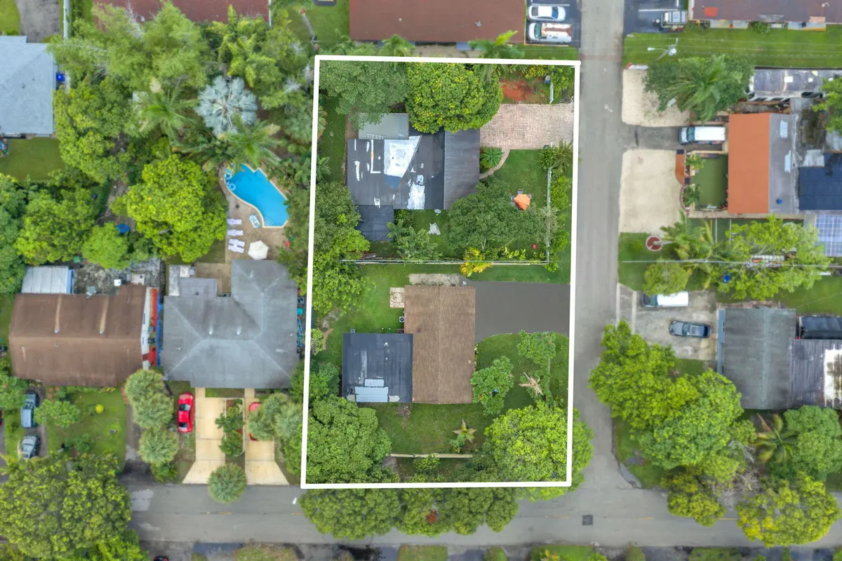 7-web-or-mls-DJI_0863_D_1 at 461 NW 17TH Place, Fort Lauderdale