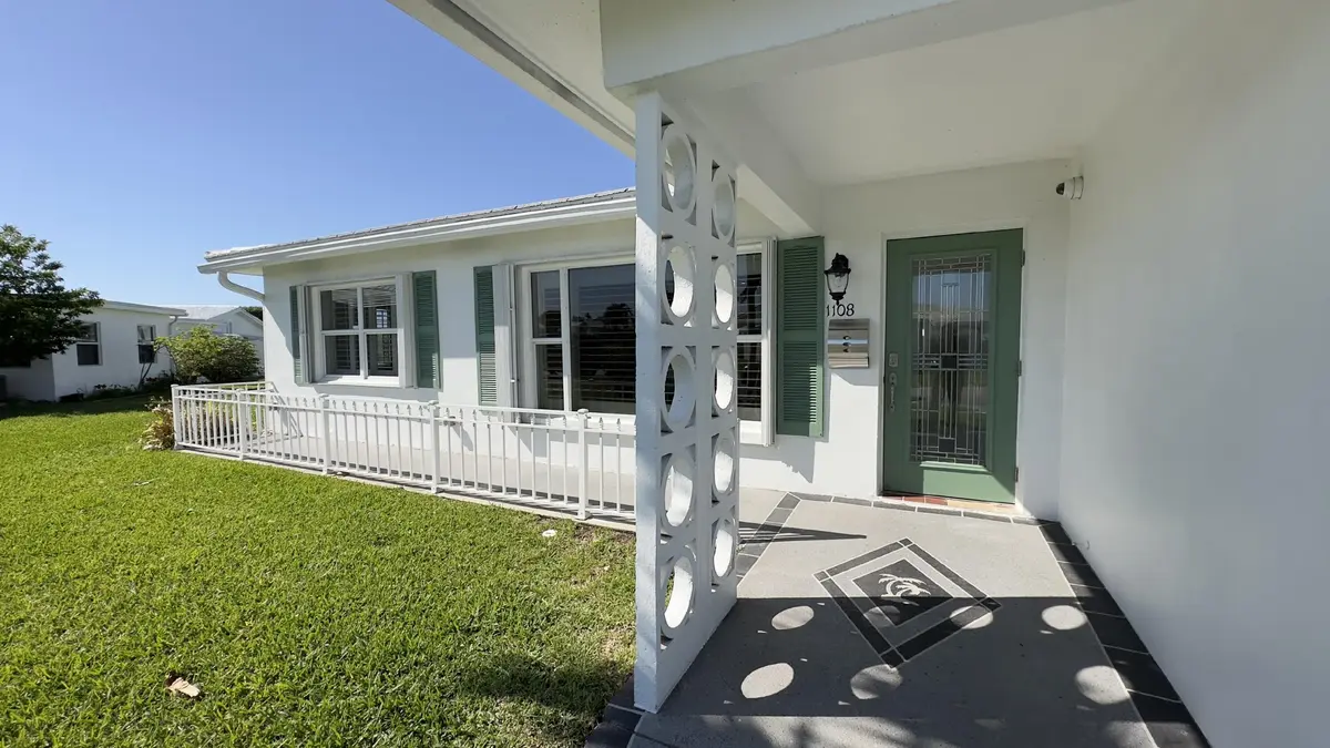 IMG_9641 2 at 1108 W OCEAN Avenue, Boynton Beach