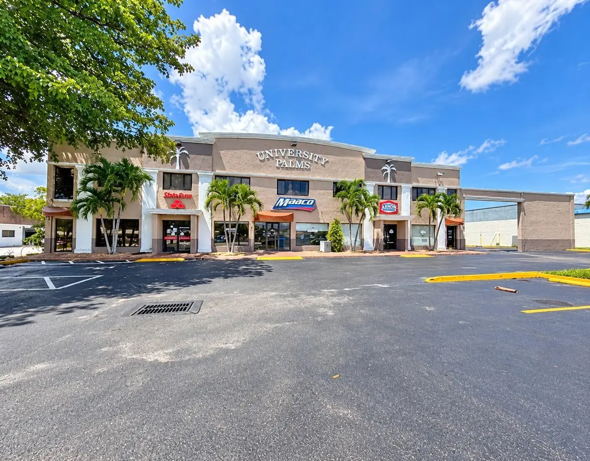 4907 N UNIVERSITY Drive, Lauderhill, FL – commercial space photo 1